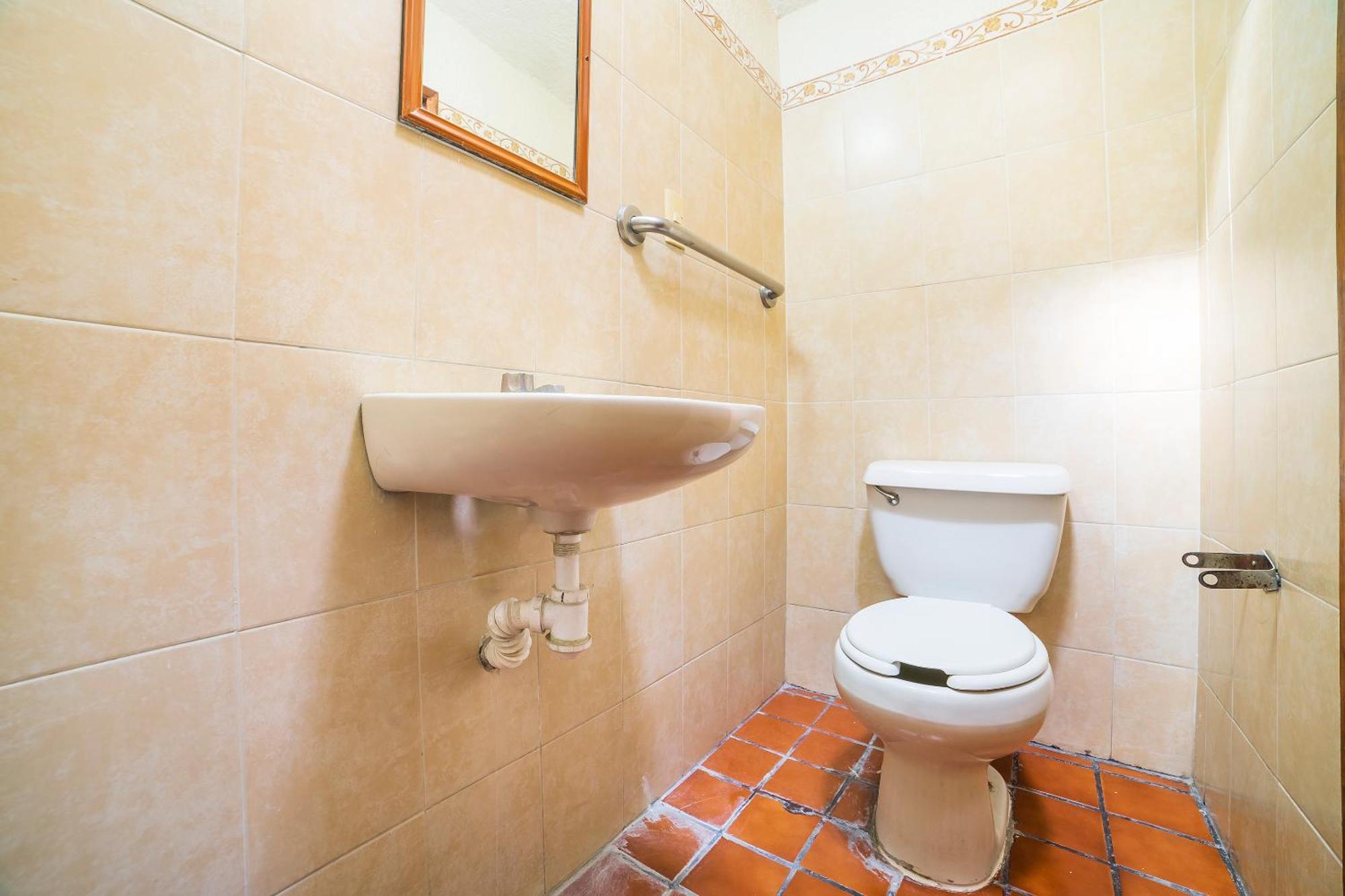 Capital O Hotel Casa Blanca Селая Экстерьер фото