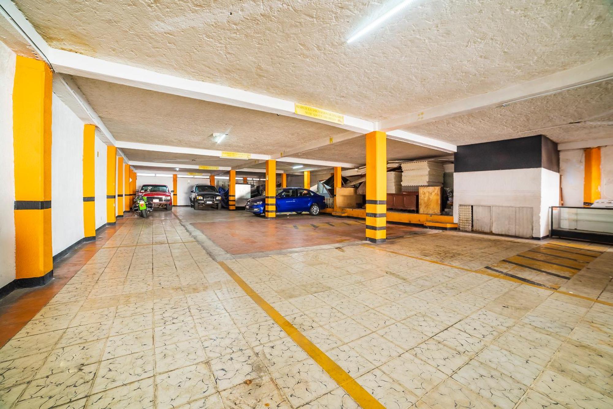 Capital O Hotel Casa Blanca Селая Экстерьер фото